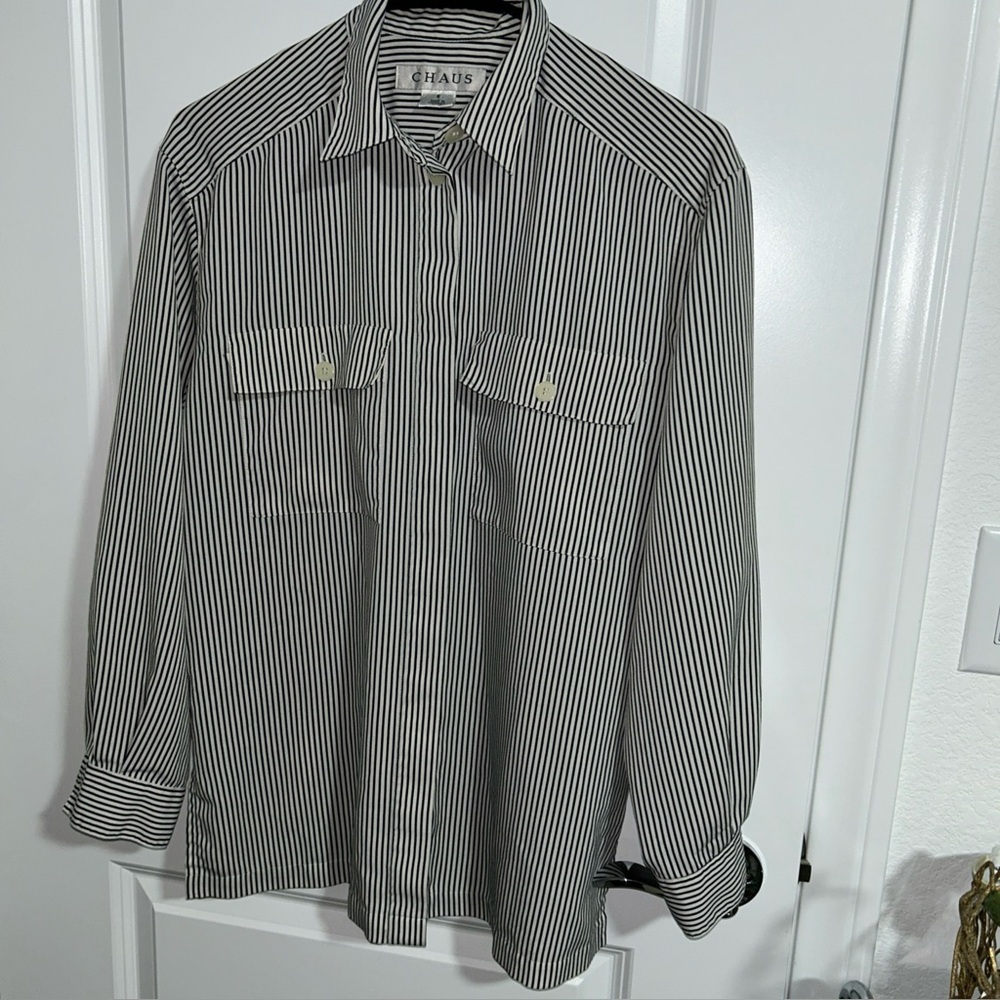 Chaus Women’s Size 6 Black & White Striped Button Down Blouse